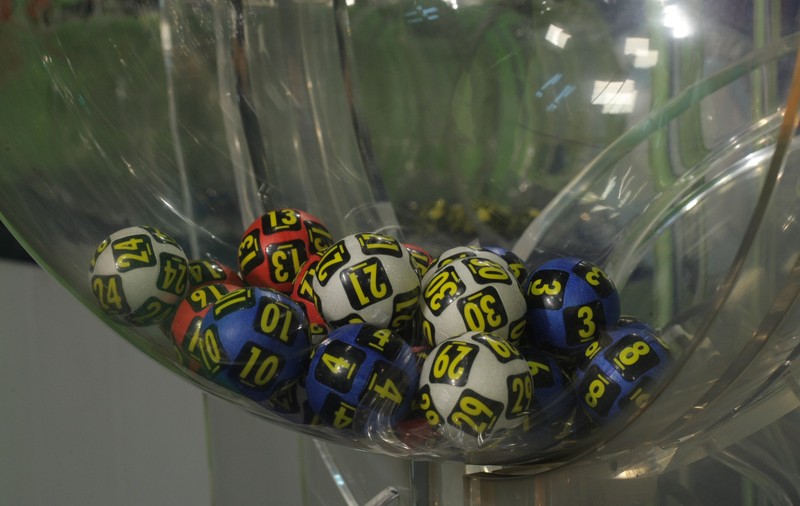 EXCLUSIV. Se schimbă regulile la LOTO! Numerele vor fi extrase de 6 copii, din 6 orașe diferite