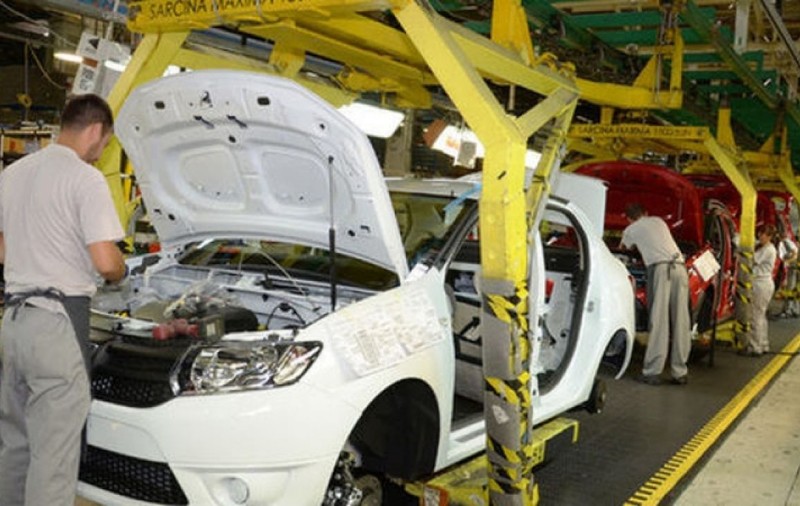 Uzina Dacia își închide porțile până pe 5 aprilie. 13.500 de oameni, în șomaj tehnic