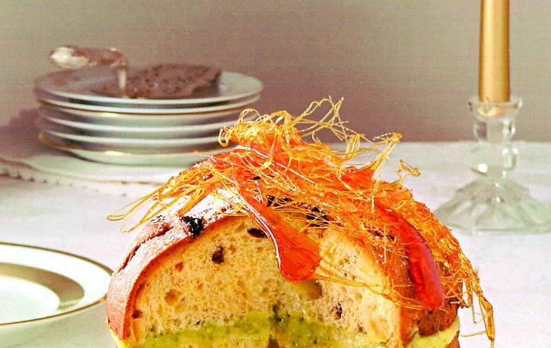 Panettone cu cremă de ciocolată