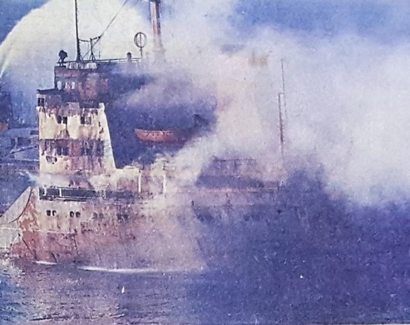 Povestea navei românești Fundulea, lovită de rachete cu napalm în Strâmtoarea Ormuz. Implicarea lui Nicolae Ceaușescu în războiul dintre Iran și Irak
