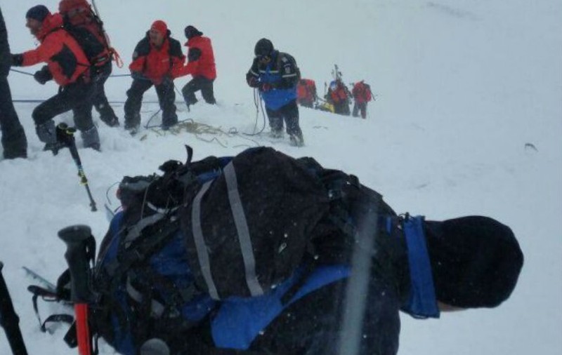 Salvamontiști: Cei 7 turiști au declanșat avalanșa din Retezat