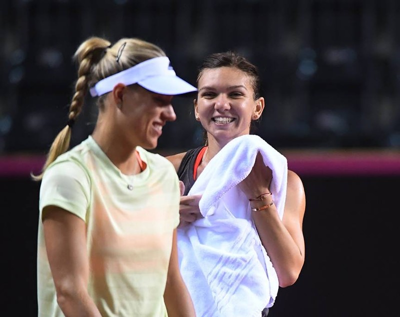 Simona Halep se revede, la Stuttgart, cu ”coșmarurile” de la Cluj. Ținută sport afișată la petrecerea jucătoarelor