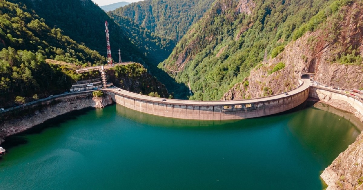 Care este cel mai mare baraj din Romania- Barajul VIdraru