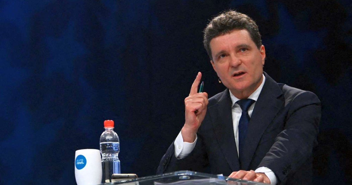 Nicușor Dan spune că nivelul învățământului din România este foarte scăzut