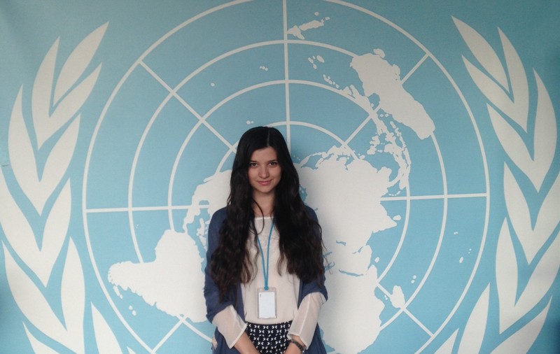 EXCLUSIV|Roxana Vătăşelu, cel mai tânăr român angajat la ONU. ”Am dat peste 30 de teste, am avut 50 de interviuri”