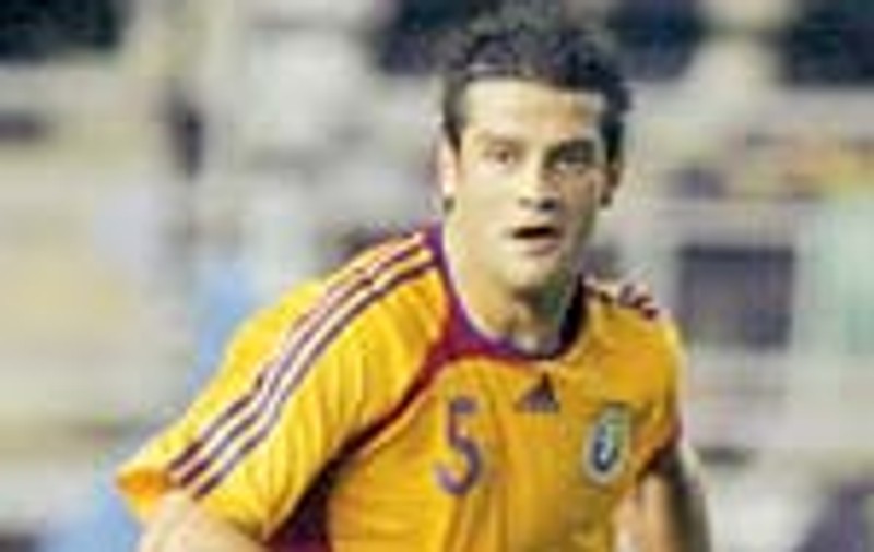 Chivu, 10 zile pe antibiotice