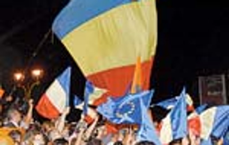 Simpatizantii, in strada 