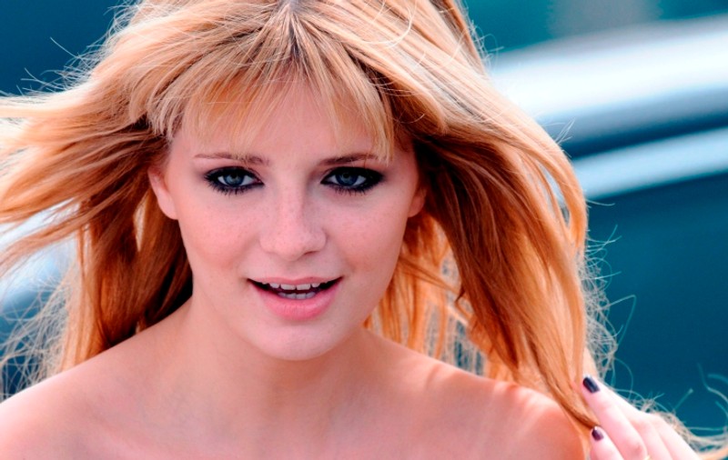 Mischa Barton petrece în club după câteva zile de la externare