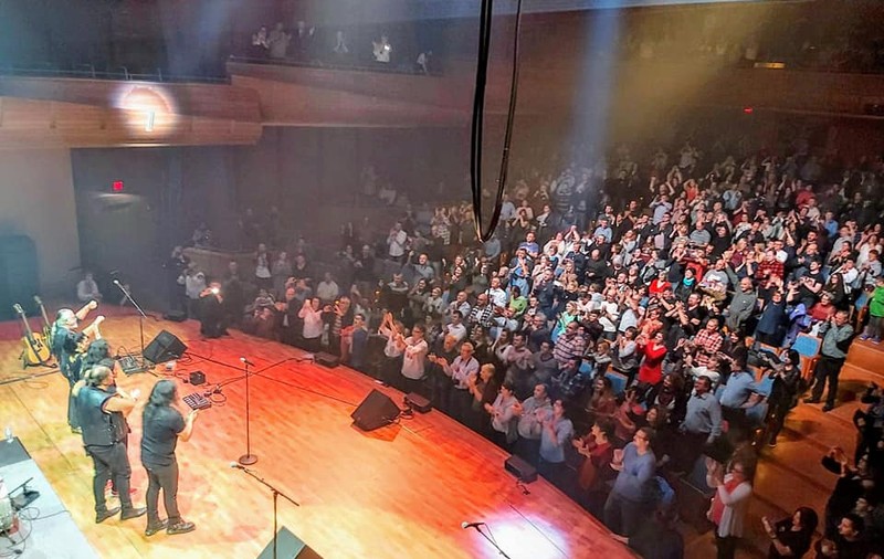 Pasărea rock Phoenix a “renăscut” în Canada. Turneul veteranilor peste Ocean a fost sold-out