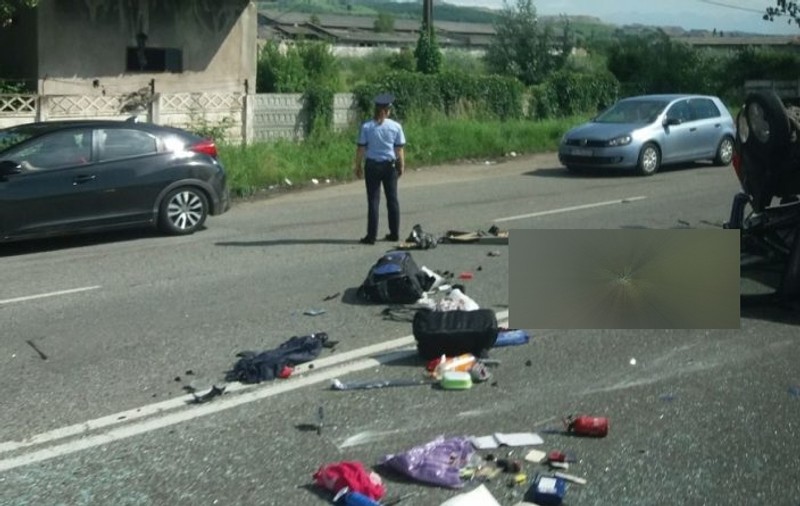 Accident în localitatea Peștiș din Hunedoara. Un bărbat a murit și alte cinci persoane au fost rănite