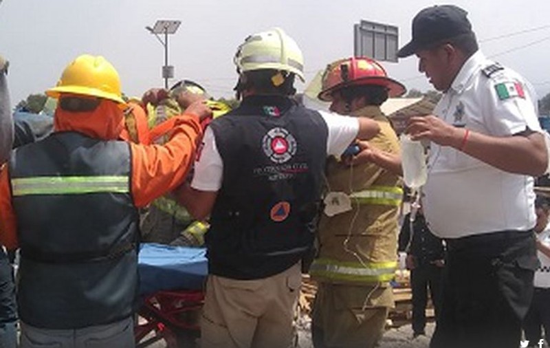Accident teribil de muncă în Mexic. I s-a înfipt o țeavă în piept după ce a căzut de la înălțime