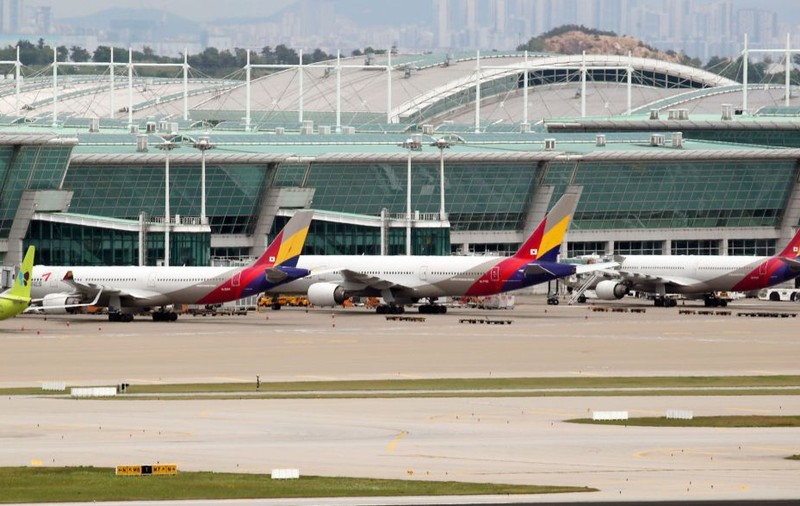 Explicațiile pasagerului care a deschis ușa unui avion Asiana Airlines în timpul zborului. Bărbatul a fost reținut