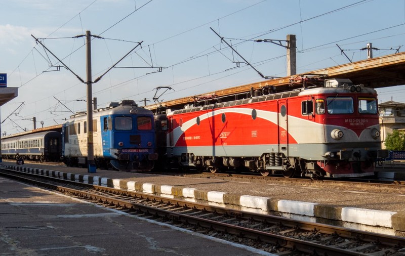 Doar trei trenuri directe spre Mangalia de 1 Mai. Majoritatea turiștilor vor fi nevoiți să schimbe trenul în gara Constanța