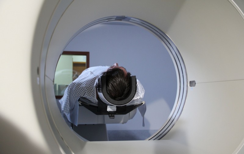 Diferențele dintre un PET-CT și alte investigații imagistice: ce îl face atât de precis