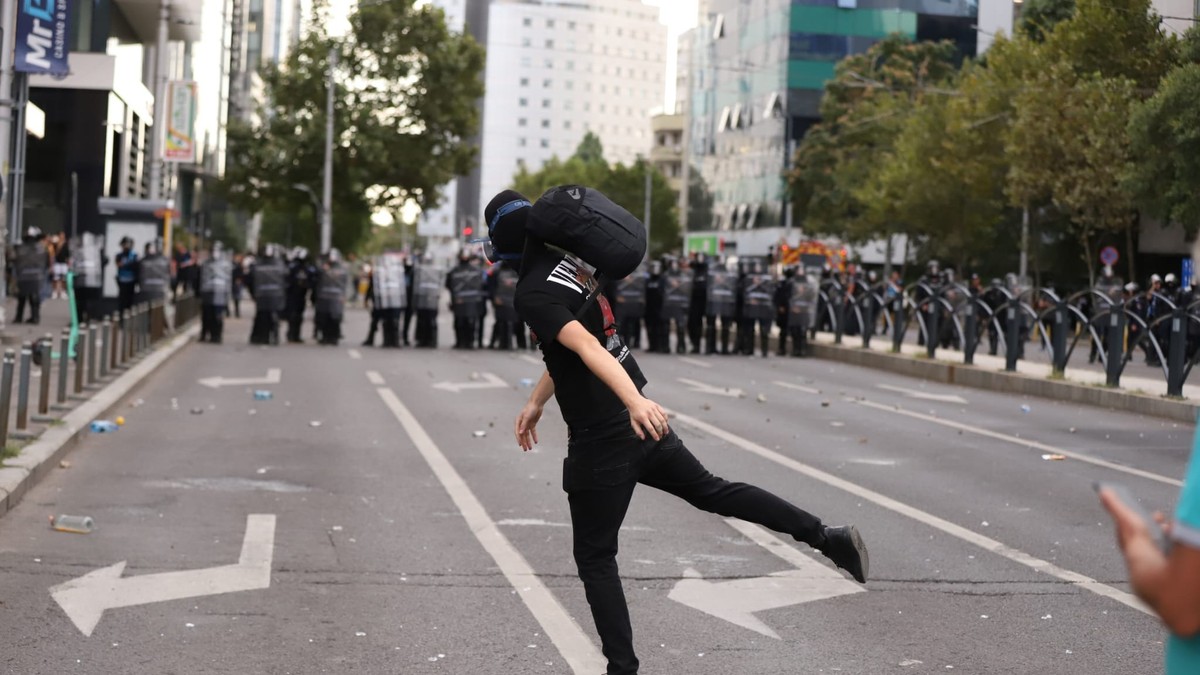 Protestul oierilor, confiscat de oamenii lui Călin Georgescu
