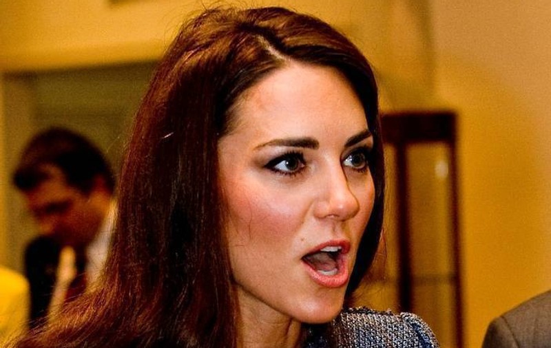 Kate Middleton nu s-a săturat de TOPLESS! Ducesa apare în imagini care FAC DIN NOU VÂLVĂ | VIDEO