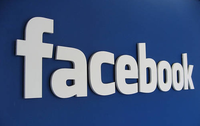 Zvonul la care internetul a luat foc: Facebook ne va urmări prin telefoanele mobile