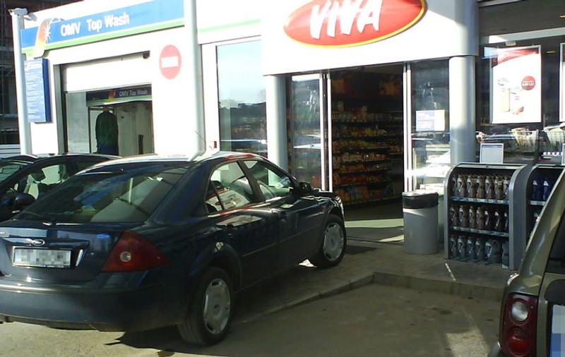Aşa ştiu unii să parcheze