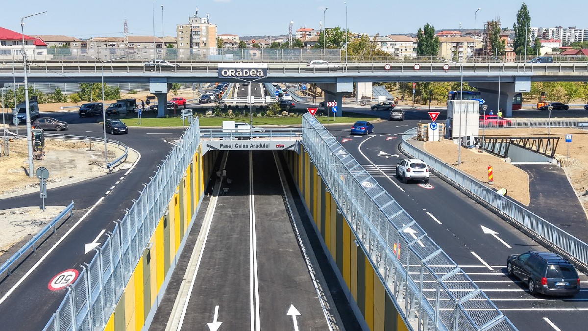 Circulația rutieră pe două noi pasaje de pe Calea Aradului din Oradea, pe DN 79, a fost deschisă oficial