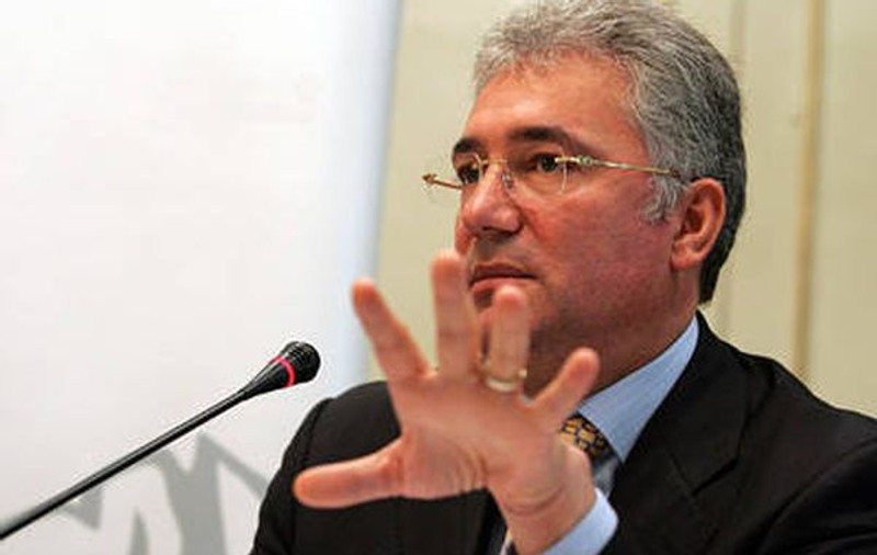 Adriean Videanu, Radu Berceanu și avocata Maria Vasii, audiați în comisia parlamentară privind prezidențialele din 2009