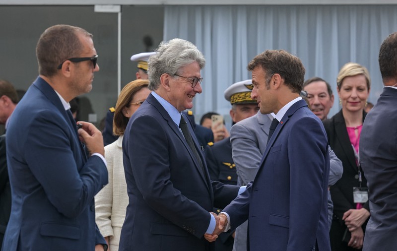 Răspunsul unui comisar european pentru Emmanuel Macron, care a propus blocarea rețelelor sociale în timpul revoltelor