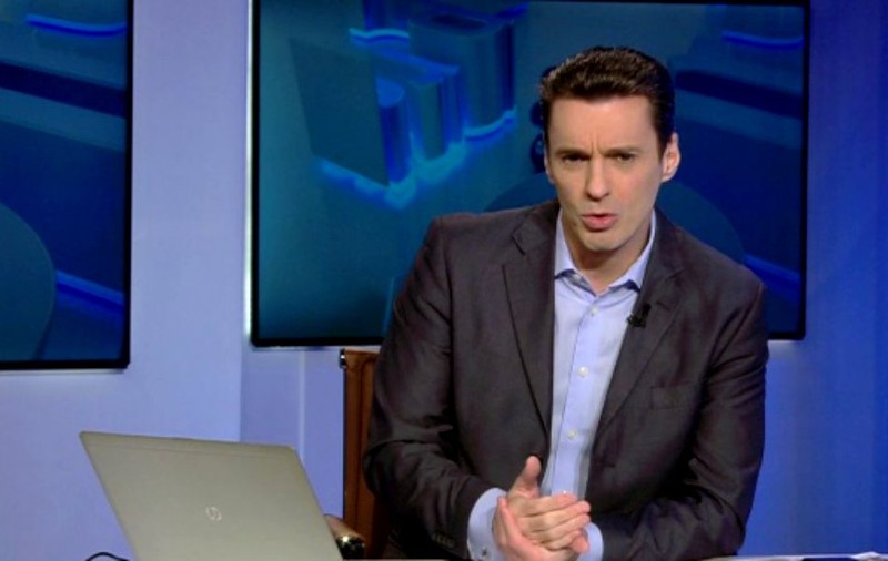 Mircea Badea, condamnat să plătească daune morale scriitorului Florin Toma. Cât are de plată