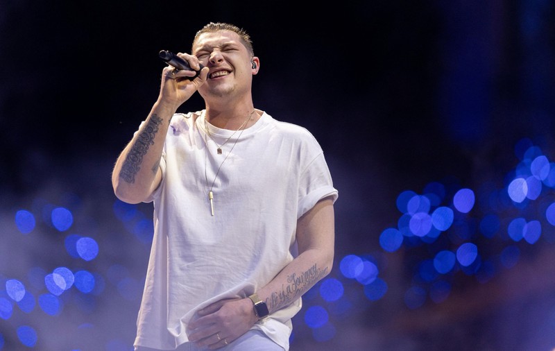 Mesajul transmis de John Newman românilor: „Sunt încântat”. Ce spune înainte să ajungă în țara noastră