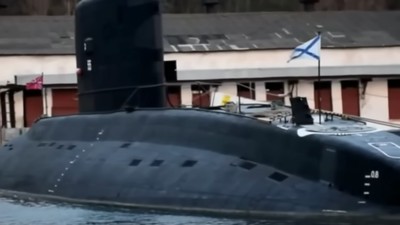 Submarinul ar fi fost implicat într-un accident grav. Foto Captură video The Sun
