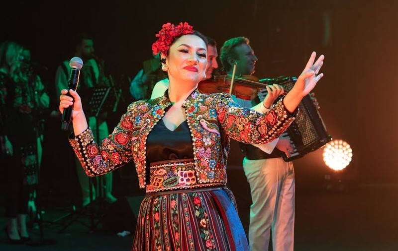 Surpriza de care a avut parte Andra în culisele concertului „Tradițional 3 - Moștenirea”: „Unul dintre cele mai emoționante momente”