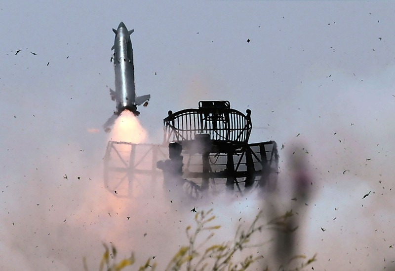 8474655 05.07.2023 Russian servicemen of the 2nd Army Corps of the Southern Group of Forces fire a 9K33 Osa surface-to-air missile system at a position in the course of Russia's military operation in Ukraine, in Luhansk People's Republic, Russia. Evgeny Biyatov / Sputnik