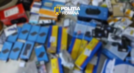 În total, tânărul a obținut peste 16.000 de lei prin retururile false Sursa foto: Poliția Română