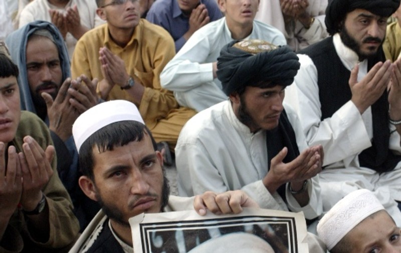 Era miliardar, dar trăia în sărăcie! Osama bin Laden şi-a cheltuit toată averea pentru a finanţa Jihadul