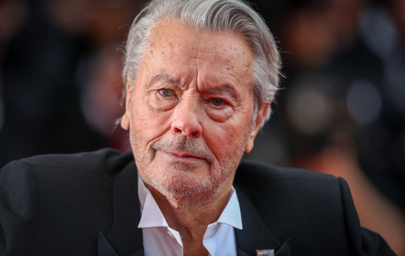 Testamentul actorului Alain Delon a fost trimis celor trei copii ai săi. Documentul stabileşte repartizarea moştenirii