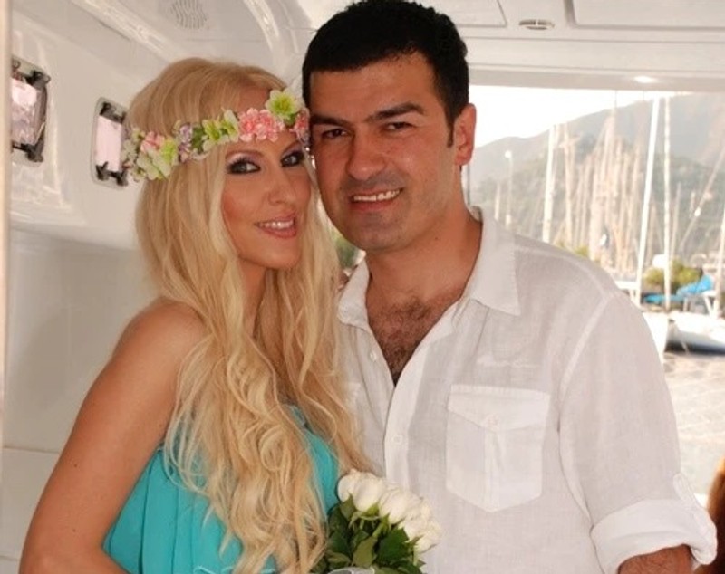Anca Neacșu, cu ochii în lacrimi în ziua divorțului: „Îmi tremură picioarele”. S-a despărțit de soțul ei după 10 ani de căsnicie