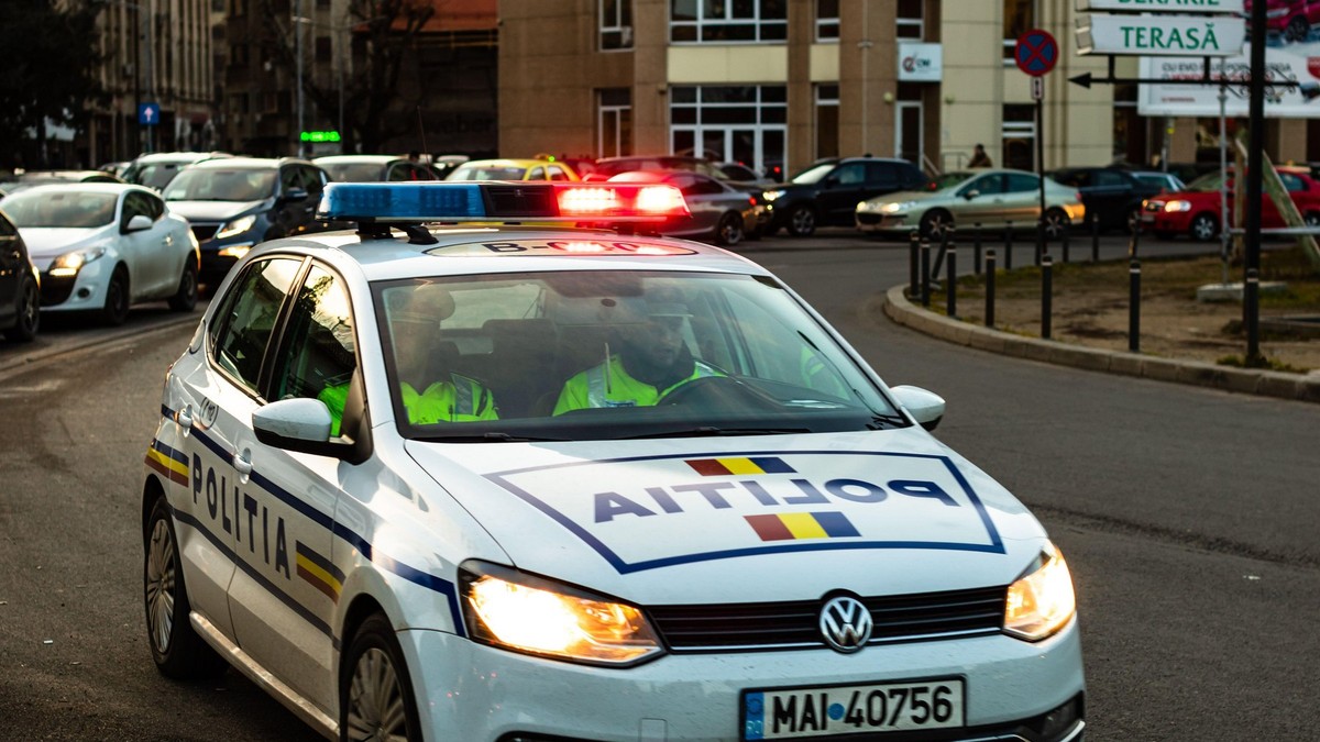 masina de politie romania