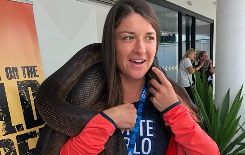 Alexandra Dulgheru, îmblânzitoarea de șerpi. Sportiva noastră s-a jucat cu animalele, la Melbourne / GALERIE FOTO