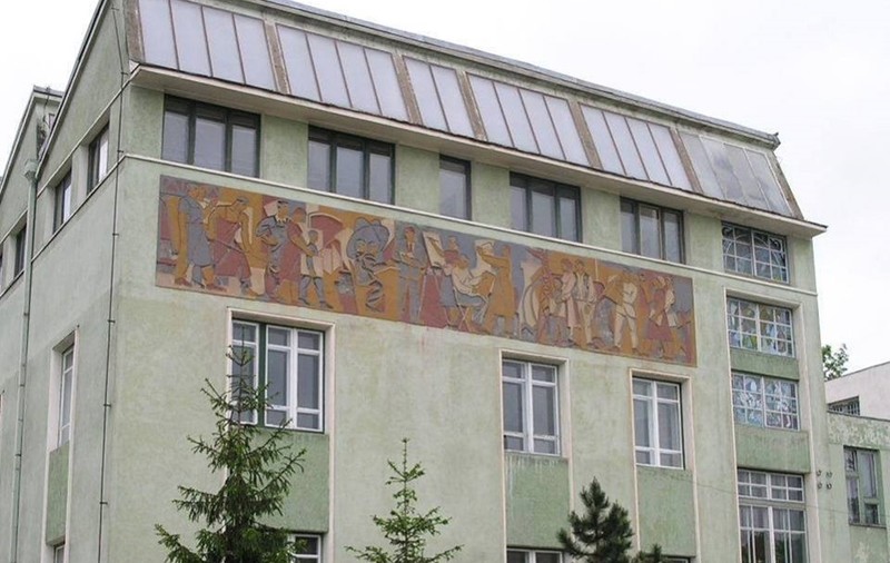Părinții unor elevi din Cluj acuză că aceștia „sunt supuşi agresiunilor sexuale” online și spun că se adresează DIICOT