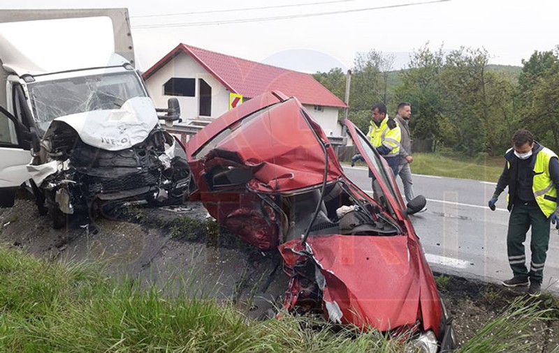 Doi morţi într-un accident rutier pe DN 7, în județul Argeș