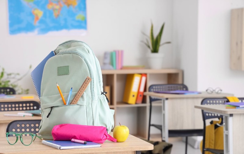 Harta ieftinirilor de Back to School 2026: De unde cumperi caiete, penare și ghiozdane cu bani puțini