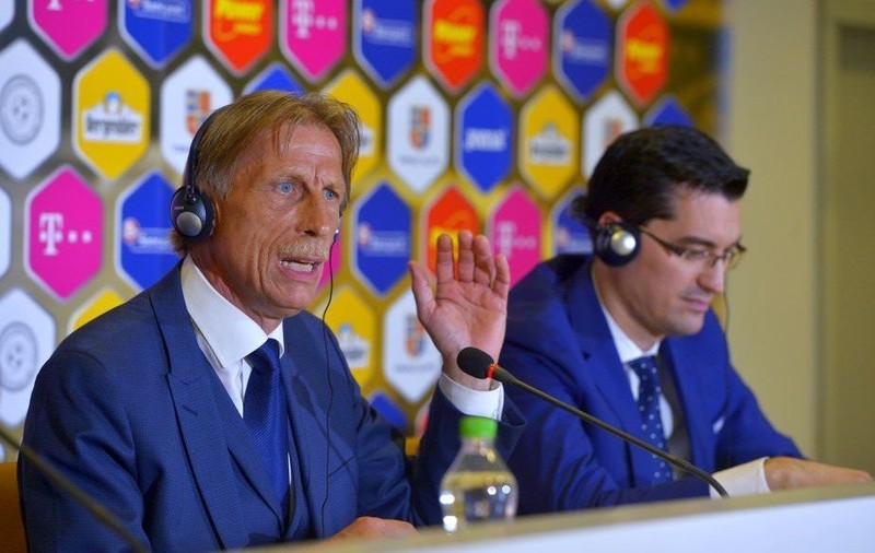 Președintele FRF, Răzvan Burleanu, explică eșecul lui Christoph Daum: ”Un minus cred că a fost bariera lingvistică. Nu a vrut translator”