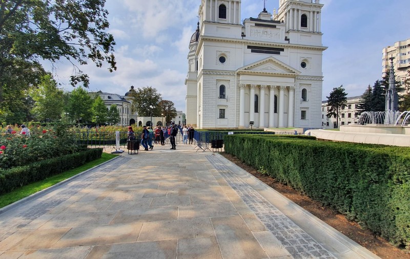 Slujba de Înviere de la Iași, ținută pentru prima oară doar afară