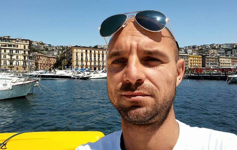 Cine este românul din Italia găsit spânzurat de soţia lui. Doi copii mici au rămas orfani
