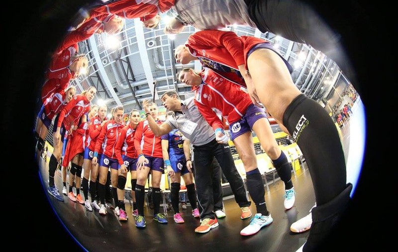 Ce a spus selecționerul Martin Ambros după victoria României cu Paraguay, la Campionatul Mondial handbal feminin 2017. Reacția MVP-ului Cristina Florianu Zamfir