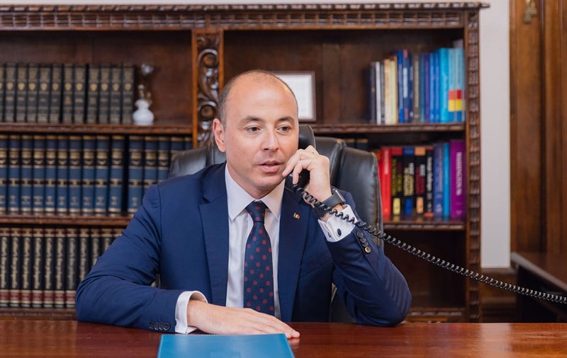 România poate scăpa de vizele de SUA cel mai devreme la sfârşitul lui 2025, spune ambasadorul Andrei Muraru