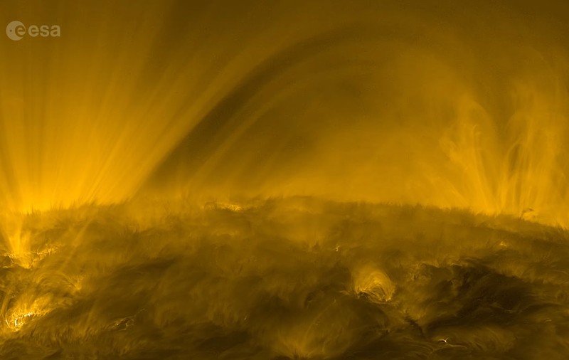 O înregistrare video extraordinară prezintă detalii impresionante ale suprafeței Soarelui. Datele sunt obținute de sonda europeană Solar Orbiter