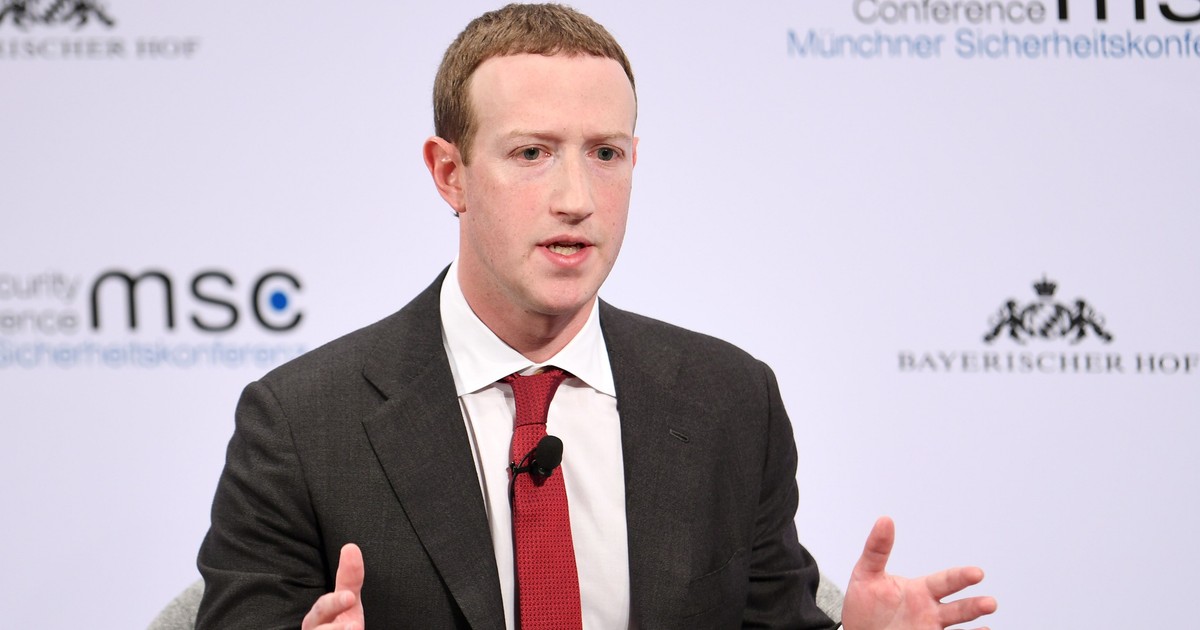 Mark Zuckerberg vrea să lucreze de acasă până la mijlocul anului viitor, pentru că e „mai fericit și mai productiv”
