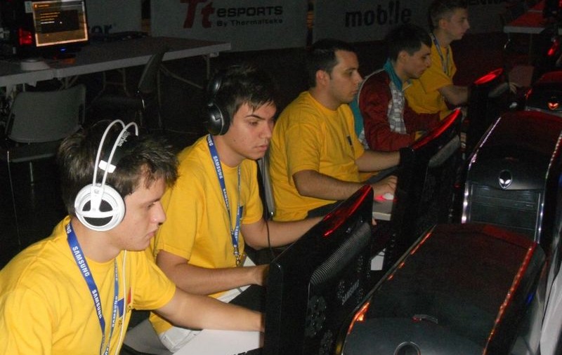 Românii „au zguduit" America, în prima zi a World Cyber Games 2010