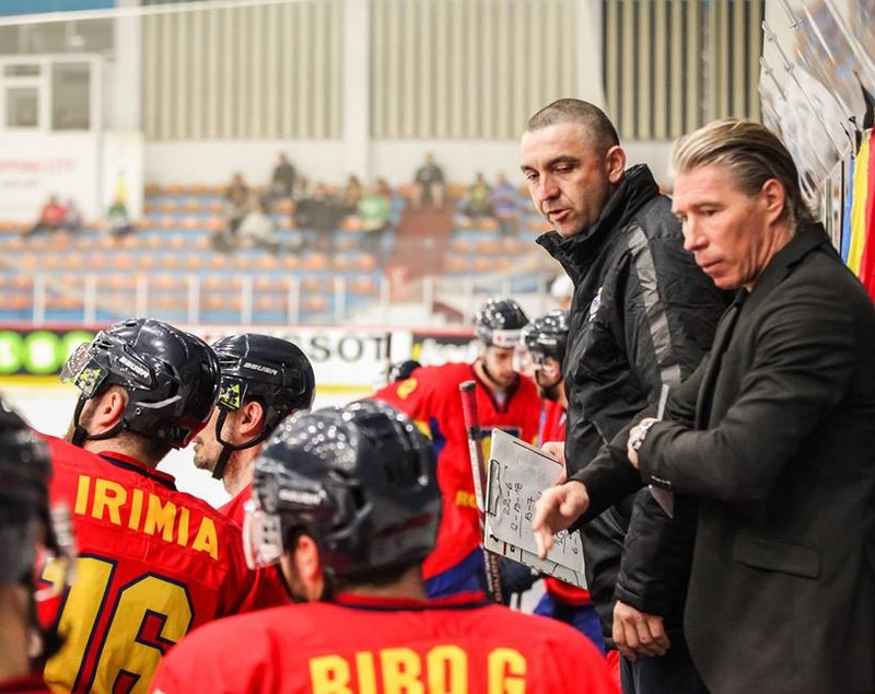 România a învins Spania și s-a calificat la Campionatul Mondial, Divizia I