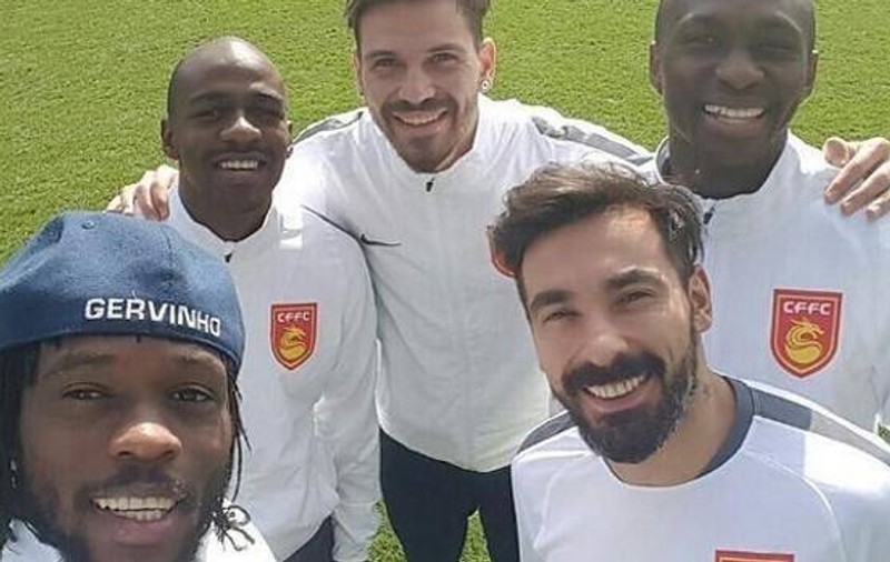 A început cel mai bogat campionat de fotbal al lumii. Prezentarea echipelor / VIDEO