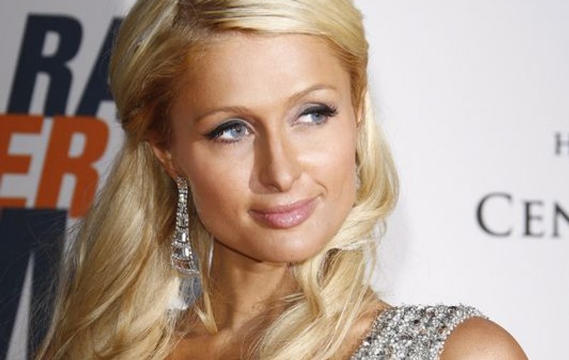 Paris Hilton, reţinută pe aeroportul din Tokio